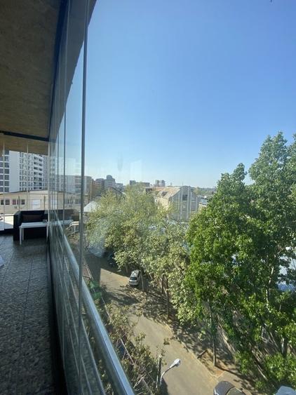 Apartament 4 camere bloc boutique si terasa de 25m - 28