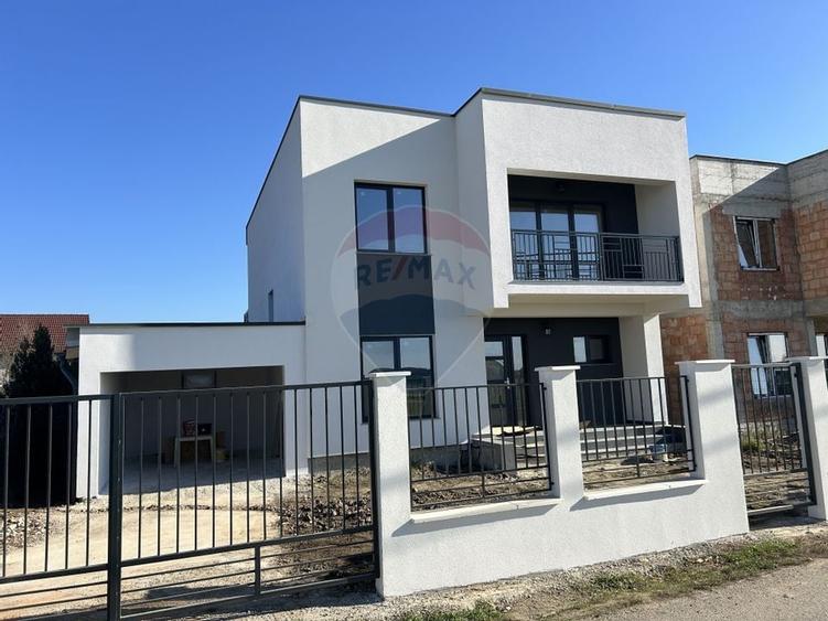 Casă moderne cu 4 camere de vânzare in SASAR / 5 ari teren / utilitati - 1