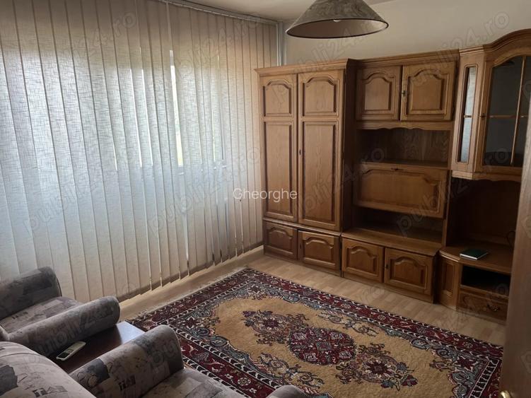 Garsoniera decomandata Garsoniera decomandata