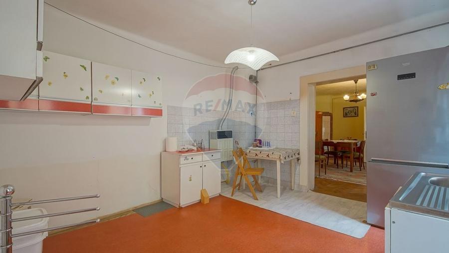 Apartament cu potential deosebit, pe str. Republicii - Centrul Istoric - 4
