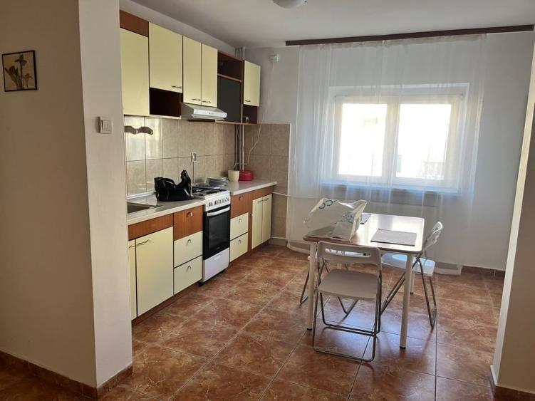 Apartament cu 2 camere, mobilat în Teiul Doamnei