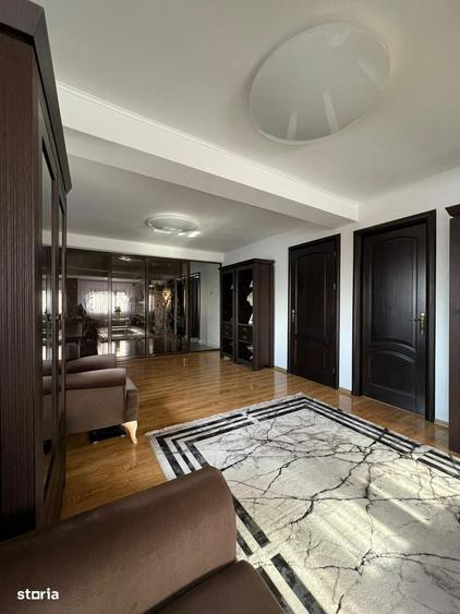 Casa de vanzare + 2 spa?ii comerciale func?ionale + foi?or acoperit - 17