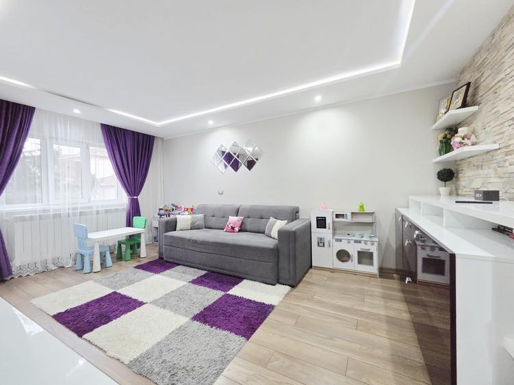 Apartament renovat mobilat si utilat la cheie Micro 21 - 2
