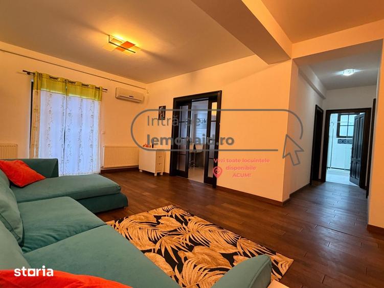 Apartament cu 3 camere, mobilat în Central