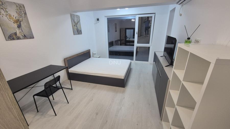 Garsoniera noua Apollo Vest