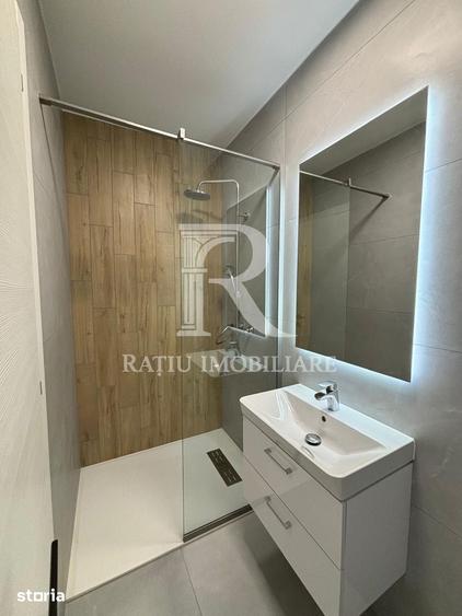 Apartament cu 3 camere, mobilat în Seleuș