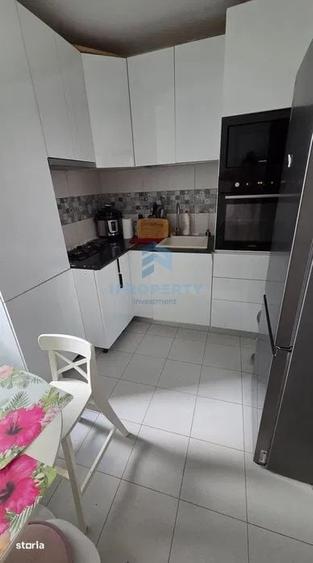 Apartament cu 3 camere în Păcii