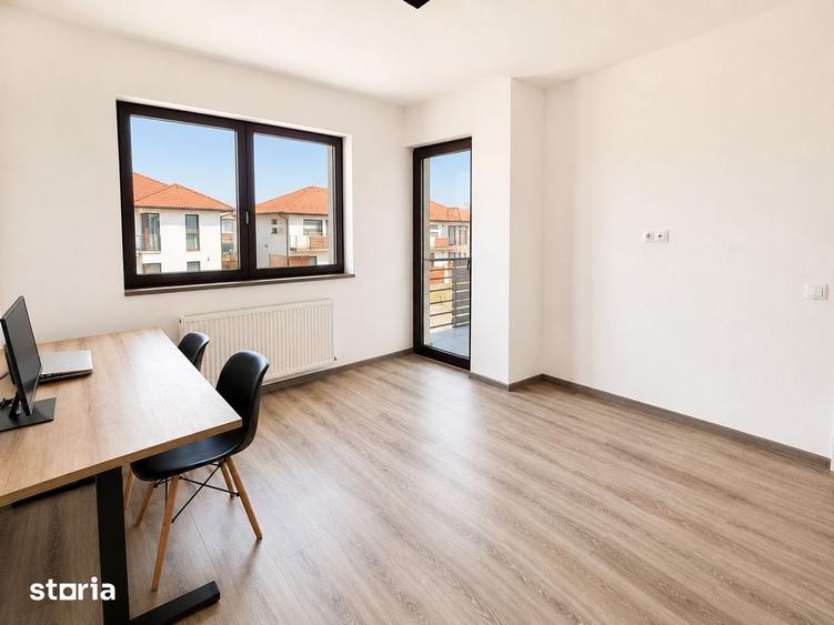 Casă cu 4 camere cu Teren 250 Mp în IAR