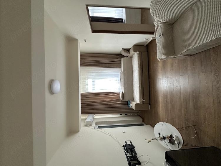Apartament cu 3 camere decomandat în Deveselu