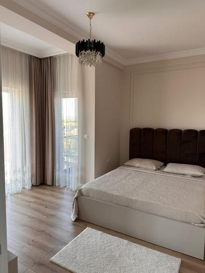 Apartament cu 3 camere decomandat, mobilat în Sud