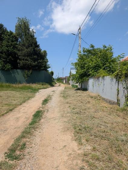 Teren Construcții intravilan de 4600 mp, în Vest