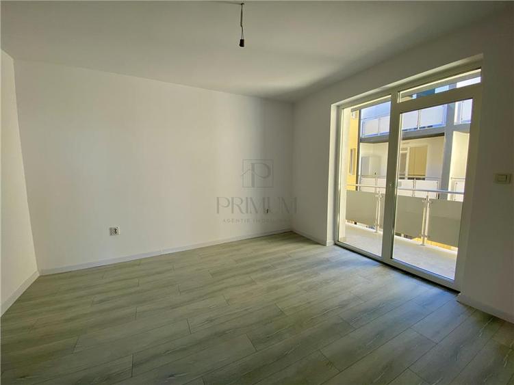 Apartament cu 3 camere semidecomandat în Calea Urseni