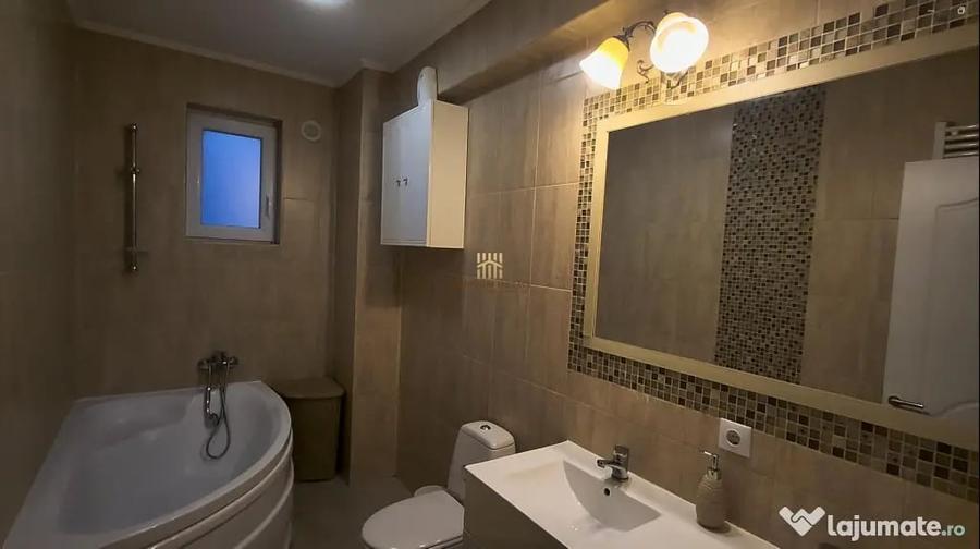 Apartament cu 4 camere decomandat în Ipotești