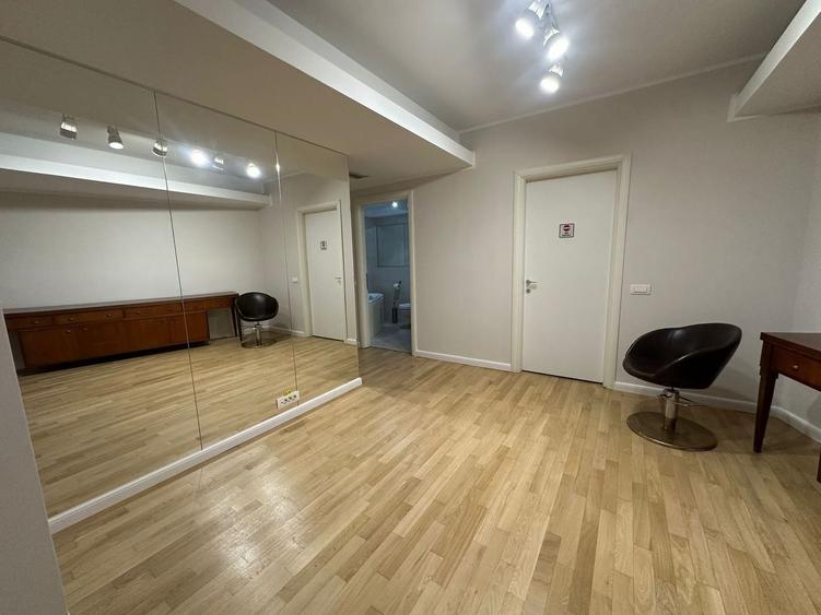 Apartament cu 3 camere decomandat, mobilat în Herăstrău