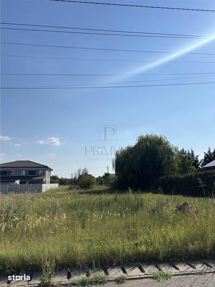 Teren de 686 mp, în Dumbrăvița