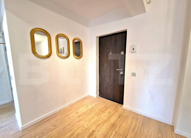Apartament cu 3 camere semidecomandat în Florești