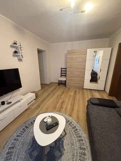Inchiriez apartament 2 camere Rogerius - 7