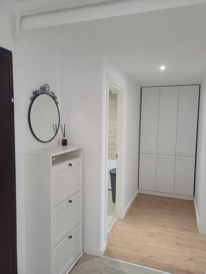 Apartament cu 2 camere decomandat în Crețuleasca