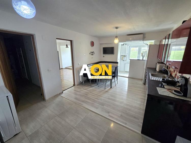 Apartament cu 2 camere decomandat, mobilat în Central