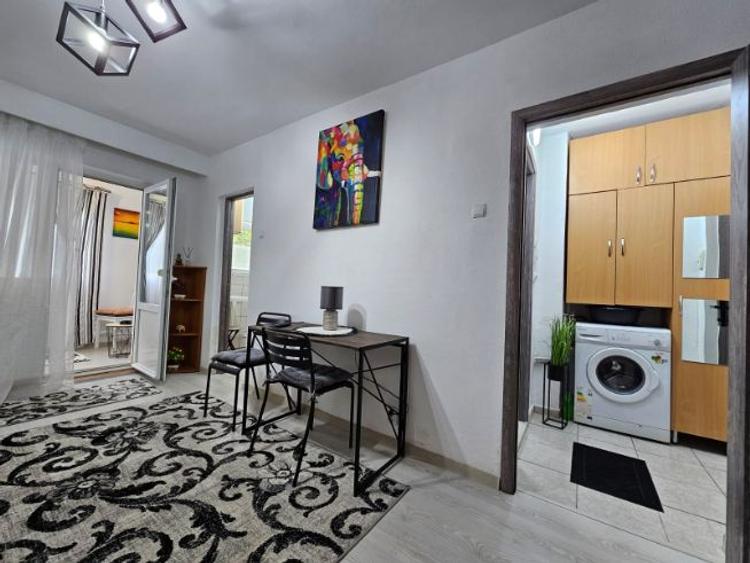 Apartament cu 1 camere semidecomandat în Zorilor