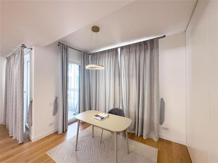 Apartament cu 2 camere semidecomandat, mobilat în Herăstrău