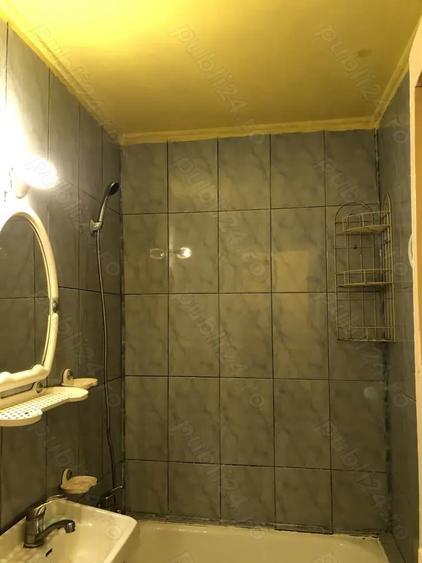 Garsonieră decomandată în Traian