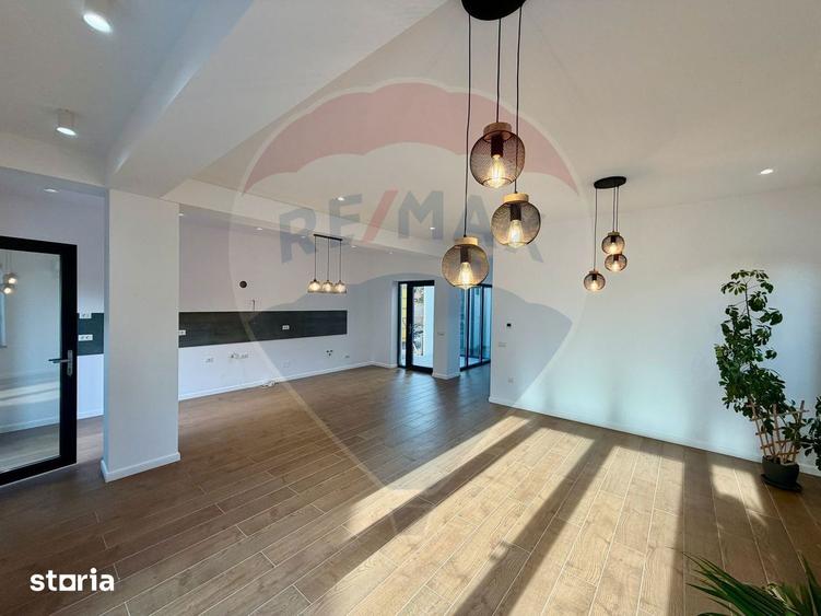 Casa / Vila cu 4 camere de vanzare in zona Dedeman - 16