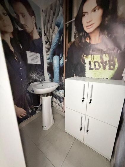 Zona 1 Decembrie - Complex sp 252 mp open space vitrina 10 ml - 5