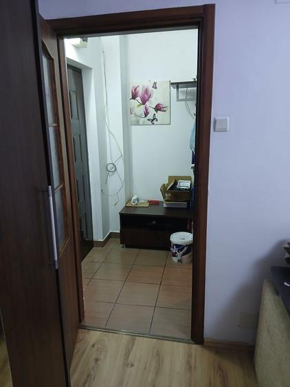 Inchiriez Garsoniera etaj 2 str Alion - 7