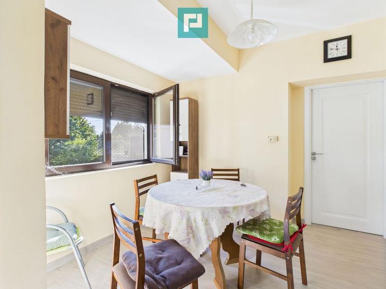 Casa 3 camere renovata cu poten?ial in Ketegyhaza - 9