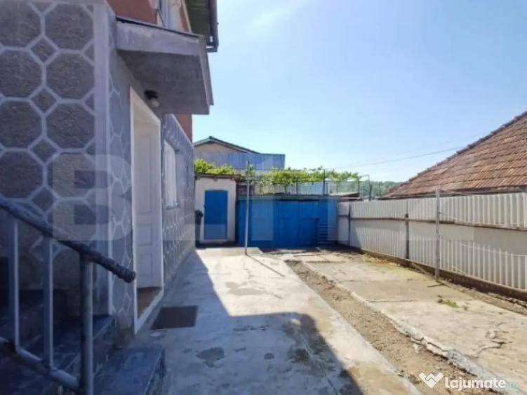 Casa de vanzare, cu 3 camere, 85 mp, 151 mp teren, zona cent - 7