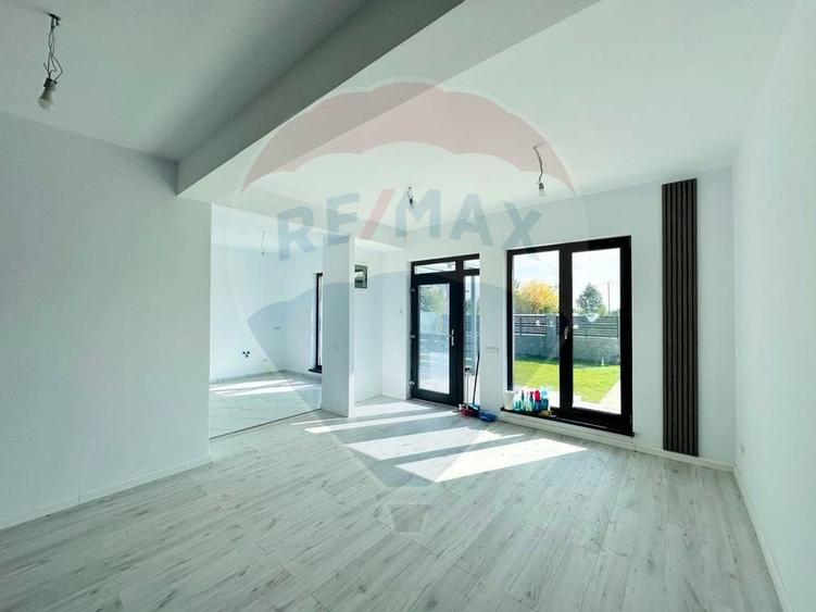 Casa noua, individuala, stil american - Crevedia - 14