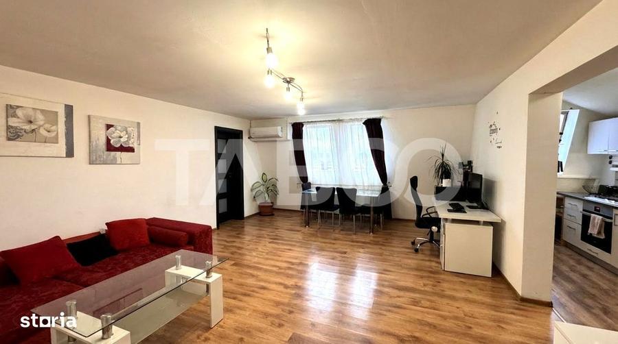 Apartament 3 camere de vanzare MOBILAT UTILAT 77mp Calea Cisnadiei - 5