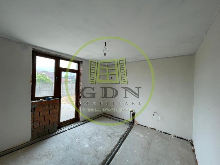 Casă semifinisată P+1 cu teren de 710mp în proximitatea centurii de Nord Craiova - 9
