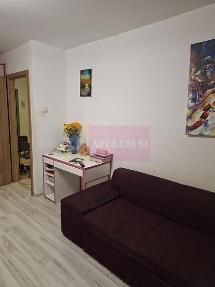 Gaesoniera  Aparatorii Patriei, la Universitataea Spiru Haret - 4