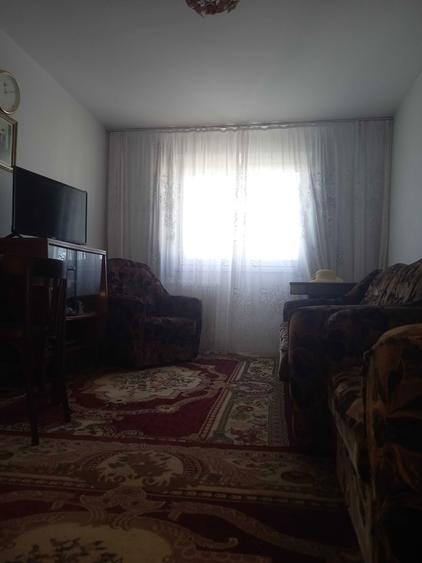 Vand apartament 2 camere - 1