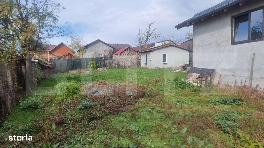 CASA LA ROSU CU TEREN - 5