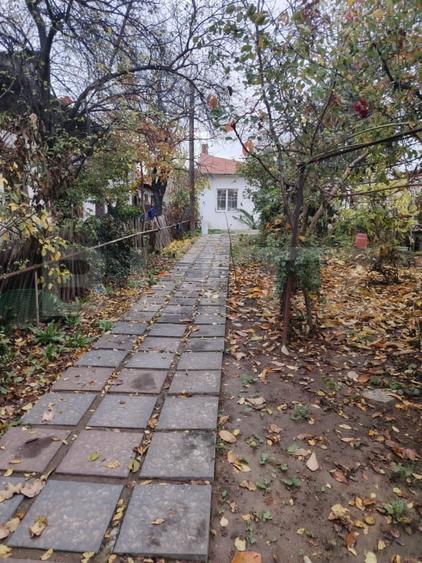 Proprietate in zona Parcului Romanescu, casa batraneasca si teren de 347 mp - 9