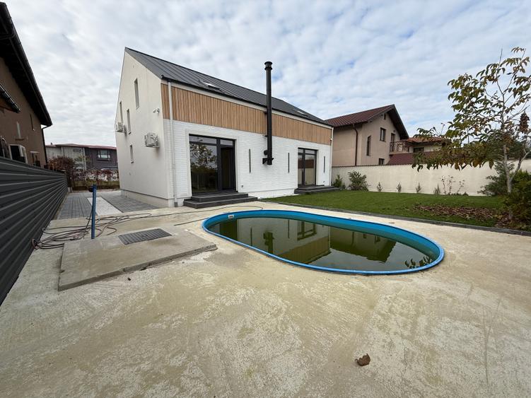 Vilă contemporană , finalizată în 2024, situată pe o stradă privată. - 6