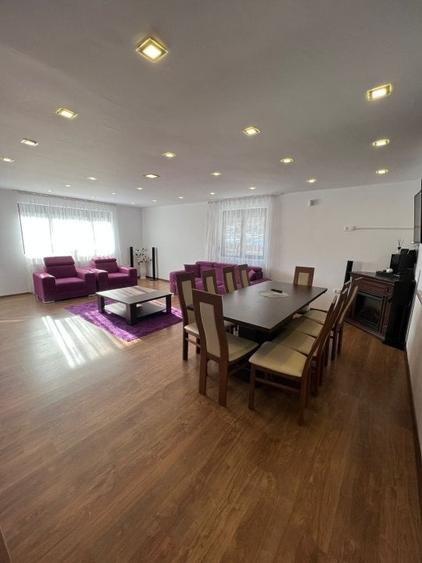 Vila deosebita de vanzare in Busteni - 2