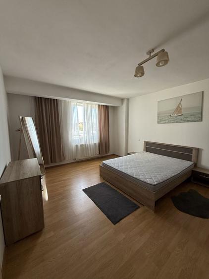 Inchiriez apartament 2 camere - 5