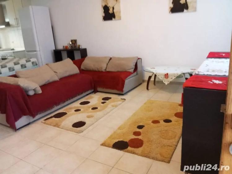 Casă cu 2 camere cu Teren 500 Mp în Cug
