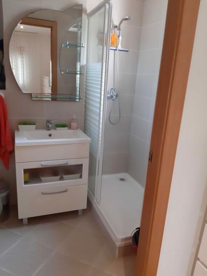 Apartament renovat 3 camere 67mp - I.C Frimu - 2