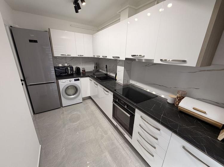 Apartament cu 2 camere decomandat în Florești