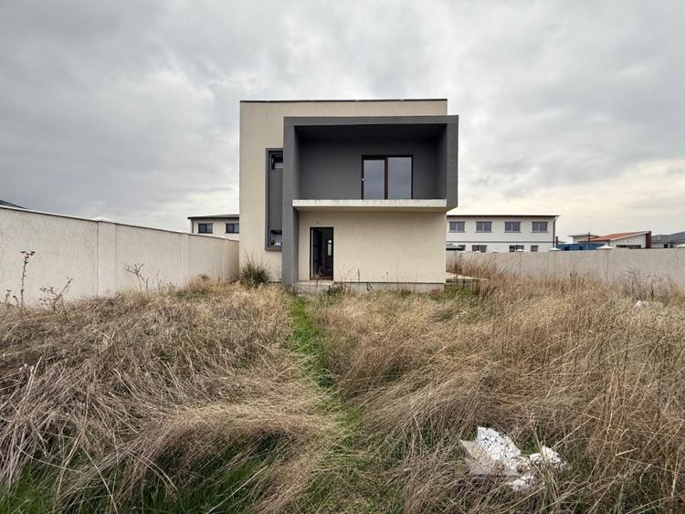 Casa P+1, 400 MP teren, 145 MP utili, comuna Malu Mare, zona Damila - 1