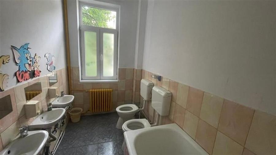 Vatra Luminoasa, vila 7 camere, curte 121 mp - 7