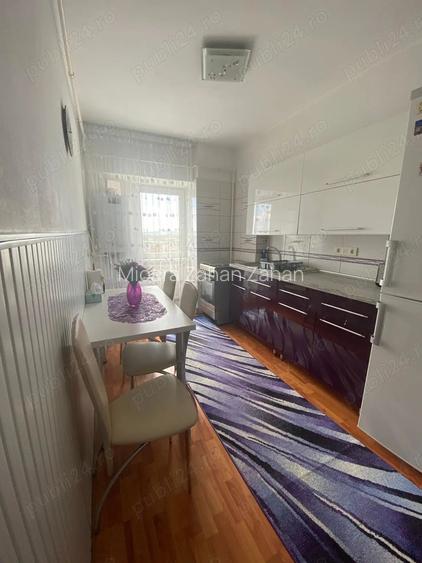 Inchiriez apartament 3 camere Inchiriez apartament 3 camere