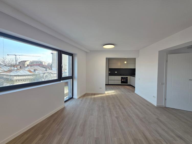 Închiriere imobil nou P+4 | ~270 mp utili | spațiu comercial la parter - 10