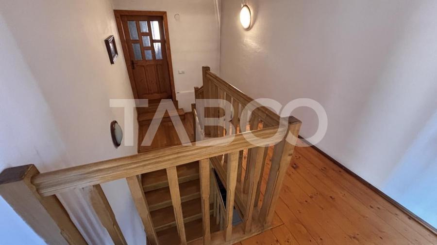 Casa deosebita de vanzare individuala zona Sura Mare 900 mp teren - 18