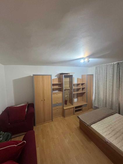 Inchiriez apartament cu o camera - 2